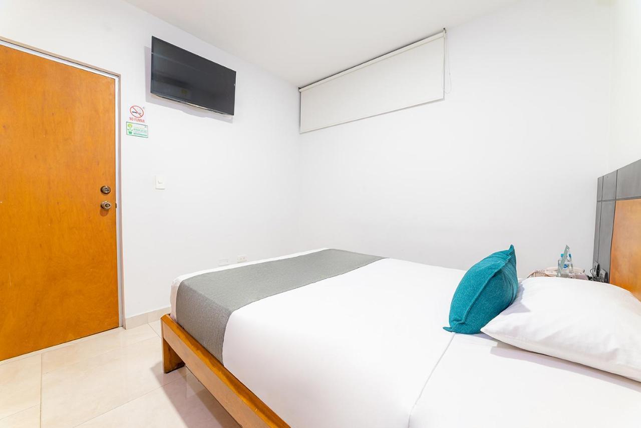 Ayenda Zhena Hotel Cucuta Bagian luar foto